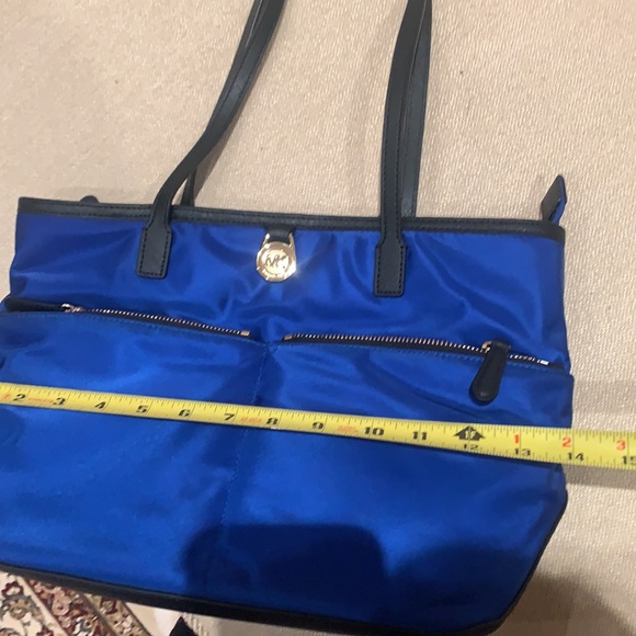 MICHAEL KORS KEMPTON TOTE - Picture 9 of 12